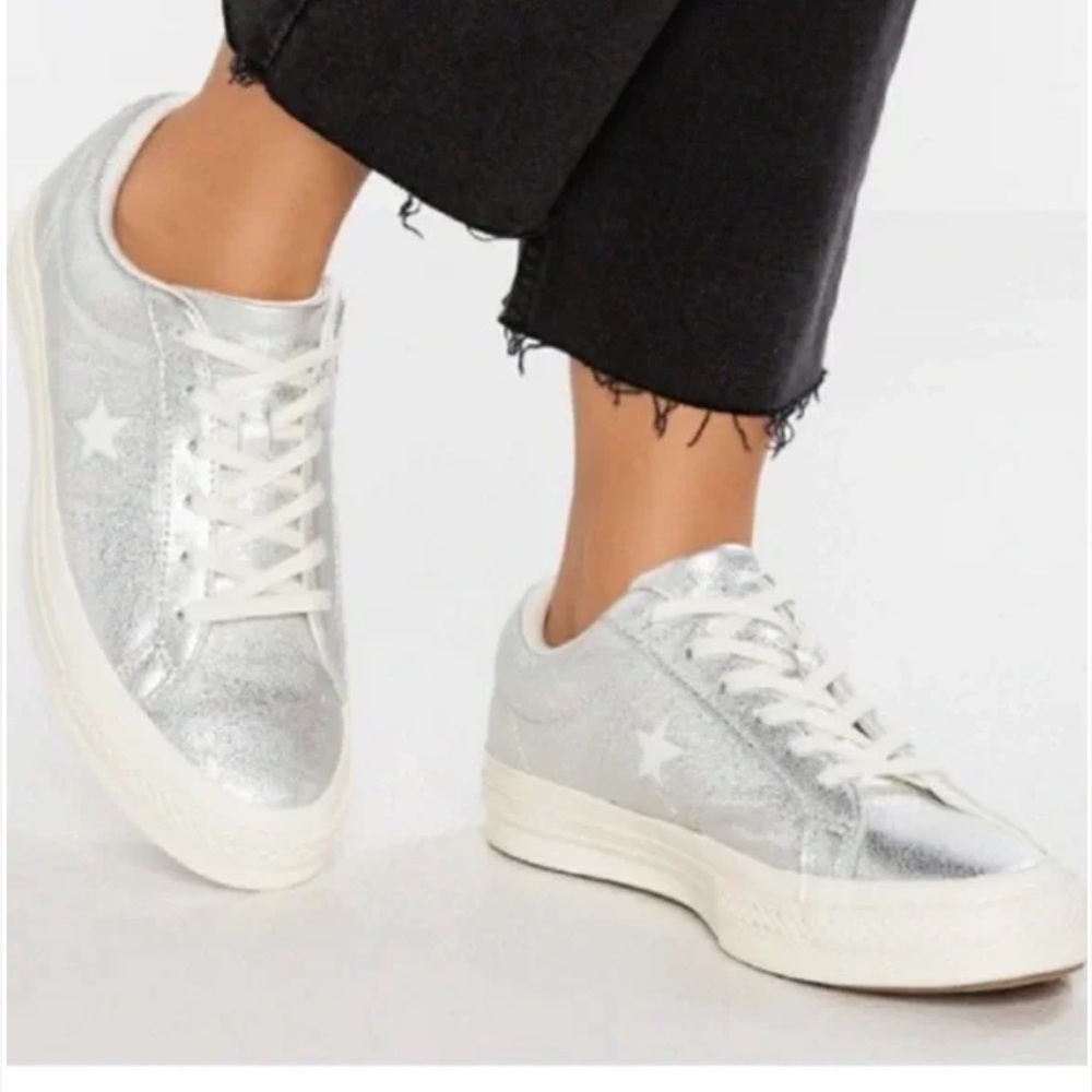 Converse Star Silver Women's Sneakers. Size 8.5